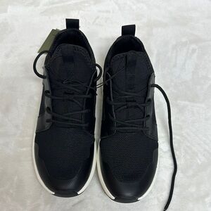 Goodfellow & Co Black Sneakers with Streamlined Design and memory foam